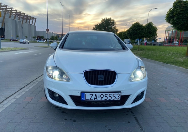 Seat Leon cena 27900 przebieg: 290000, rok produkcji 2010 z Zamość małe 352